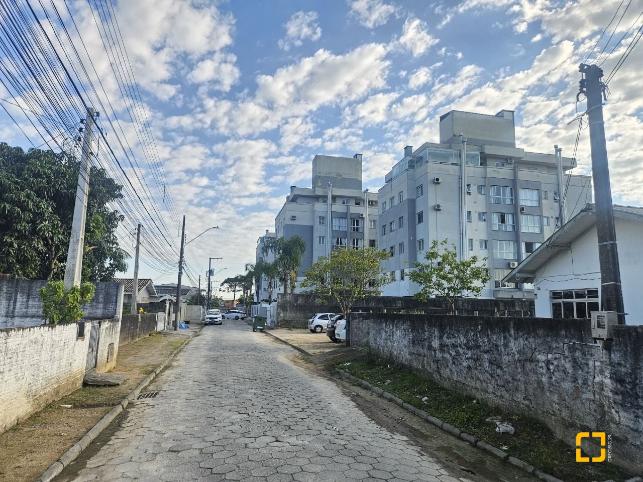 Terreno com 1203m², no bairro Rio Grande em Palhoça