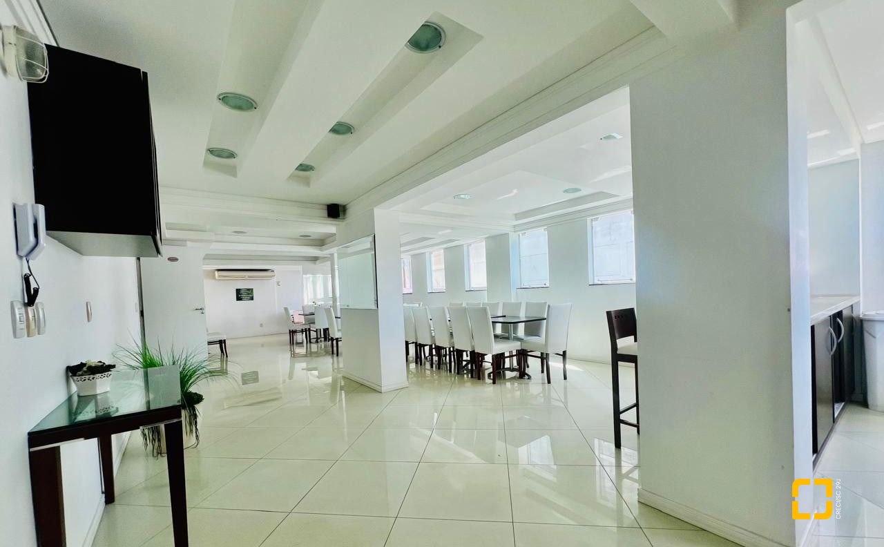 Apartamento com 127m², 3 quartos (sendo 3 suítes), 2 garagens, no bairro Barra Sul em Balneário Camboriú