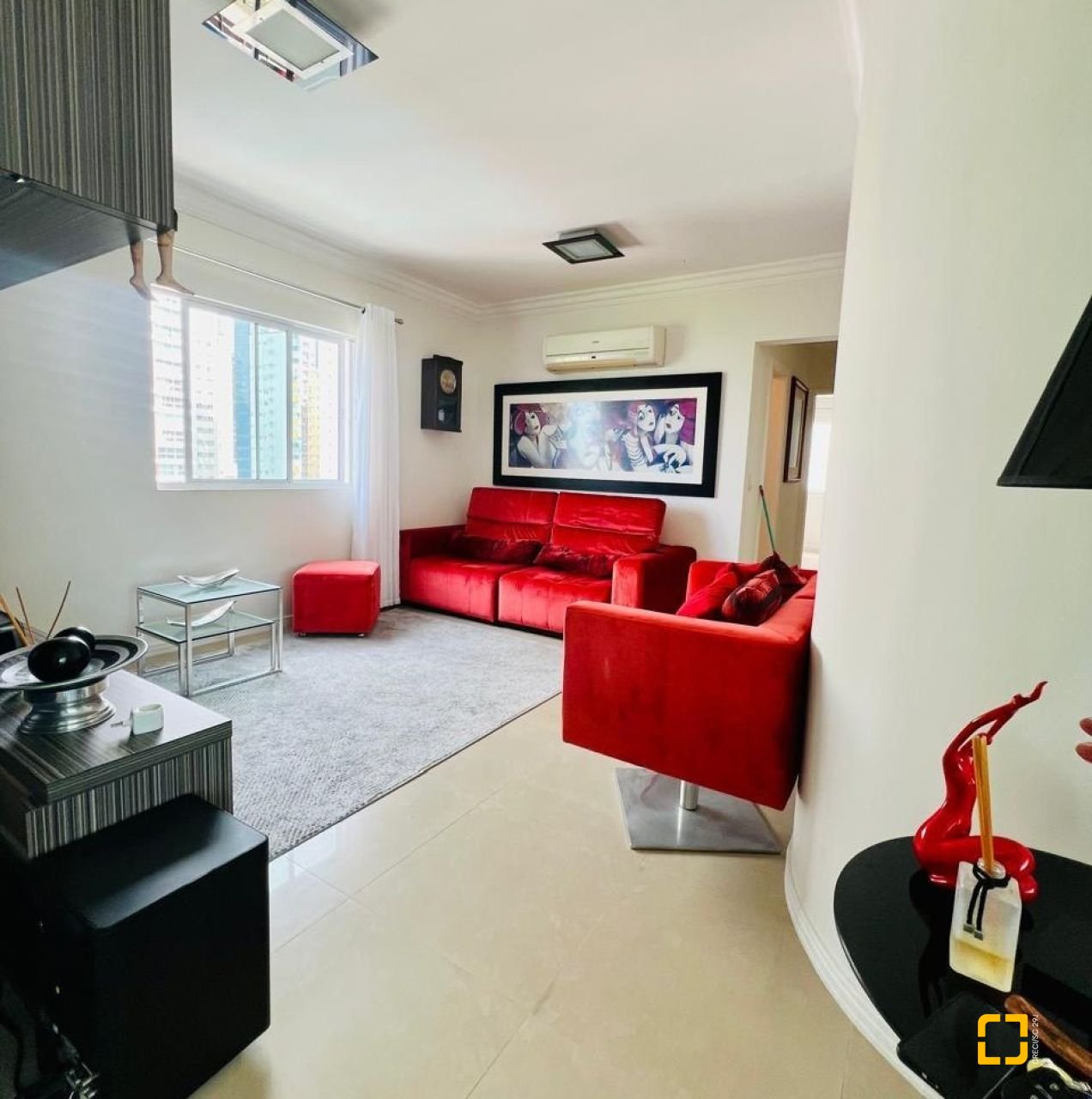 Apartamento com 127m², 3 quartos (sendo 3 suítes), 2 garagens, no bairro Barra Sul em Balneário Camboriú