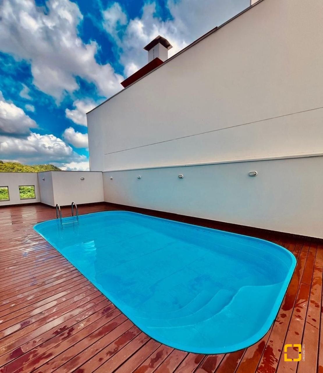 Apartamento com 127m², 3 quartos (sendo 3 suítes), 2 garagens, no bairro Barra Sul em Balneário Camboriú