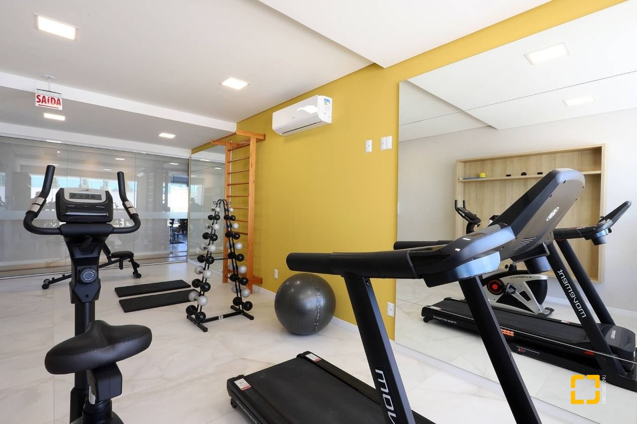 Apartamento com 93m², 3 quartos (sendo 1 suíte), 1 garagem, no bairro Barreiros em São José