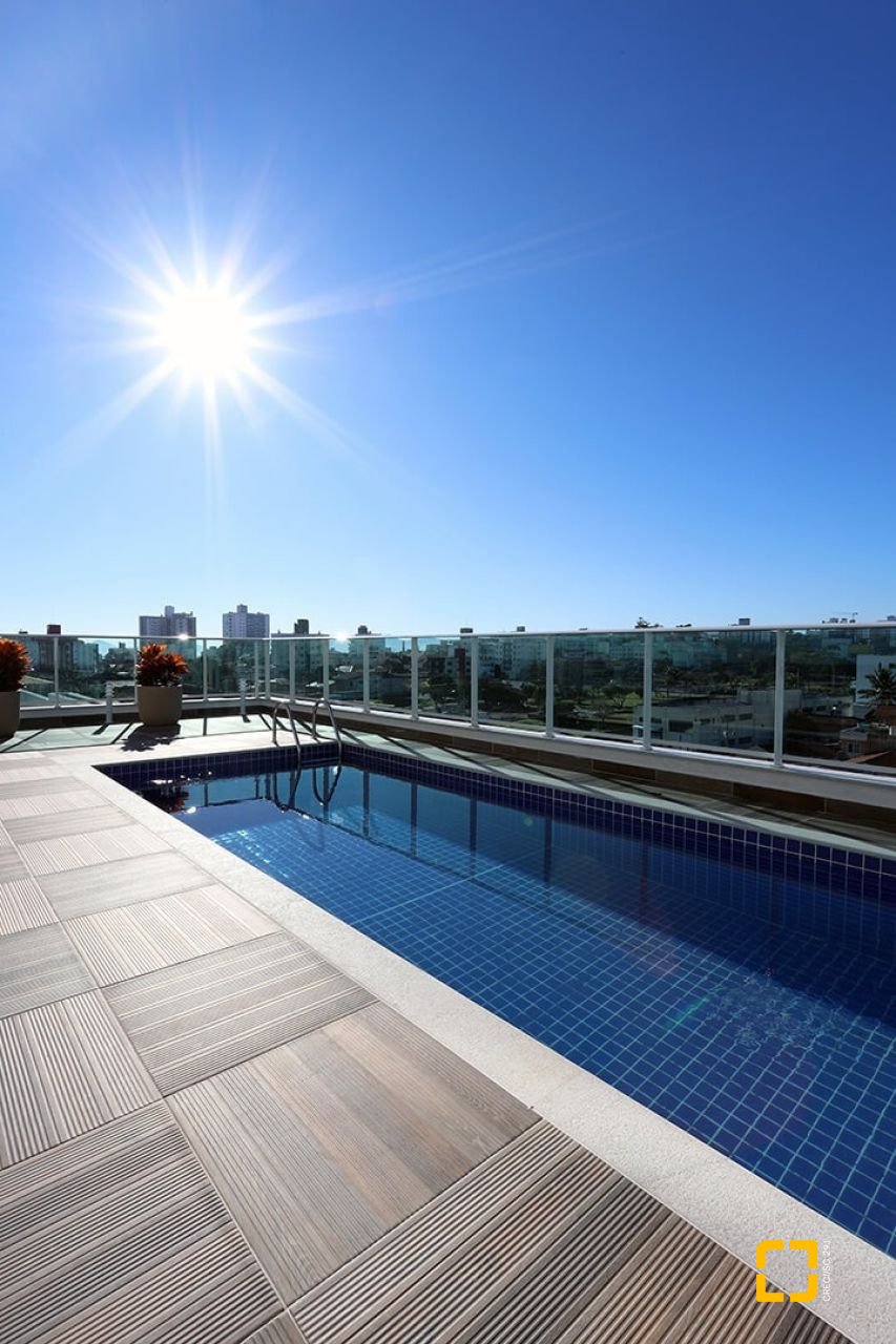 Apartamento com 93m², 3 quartos (sendo 1 suíte), 1 garagem, no bairro Barreiros em São José