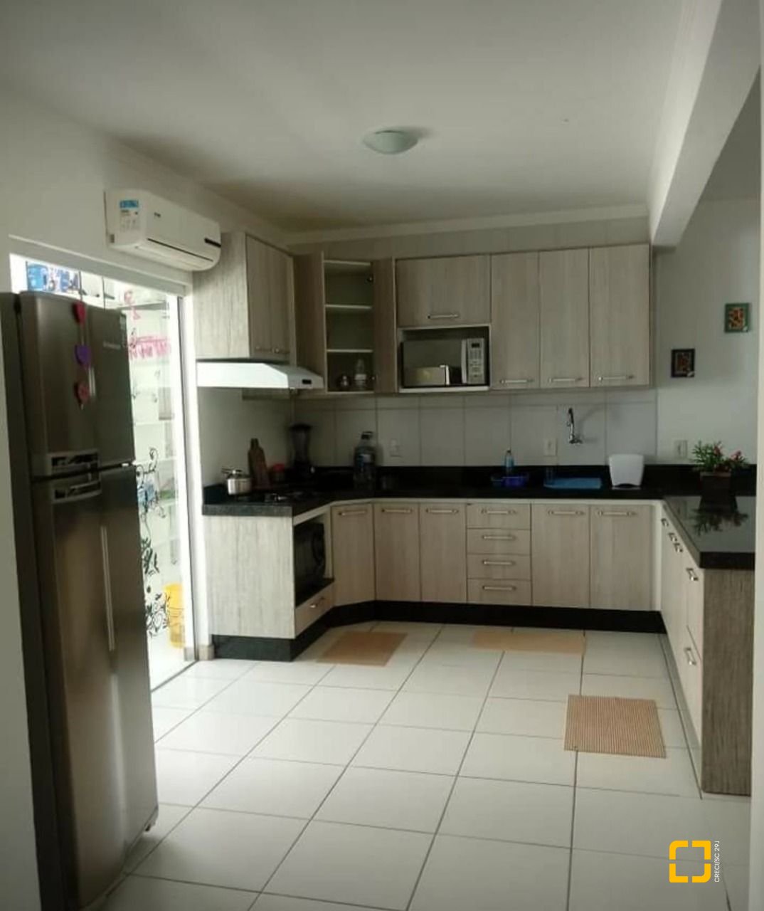 Apartamento com 87m², 4 quartos (sendo 1 suíte), 1 garagem, no bairro Ingleses em Florianópolis