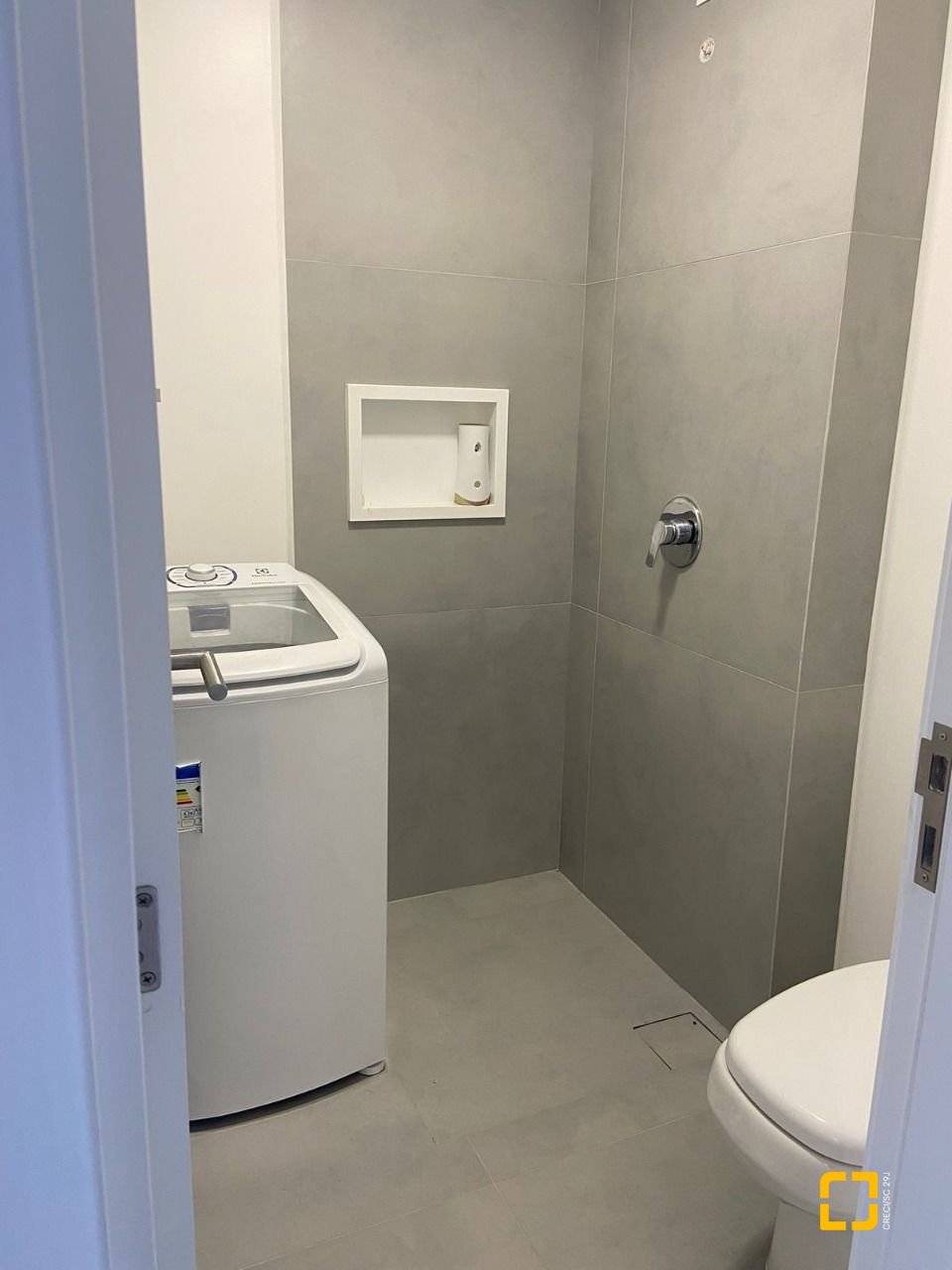 Loft com 46m², 2 quartos (sendo 1 suíte), 1 garagem, no bairro Campeche em Florianópolis