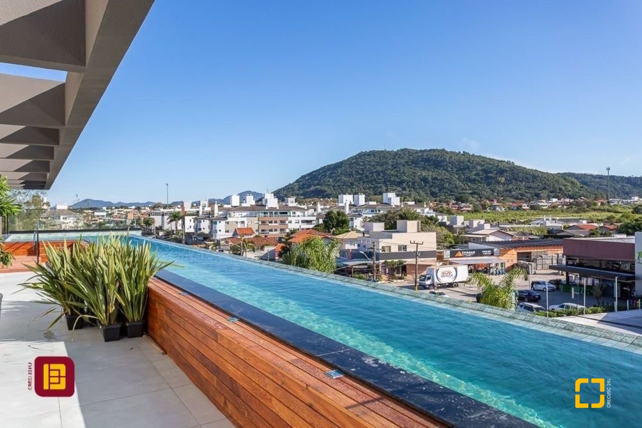 Loft com 46m², 2 quartos (sendo 1 suíte), 1 garagem, no bairro Campeche em Florianópolis