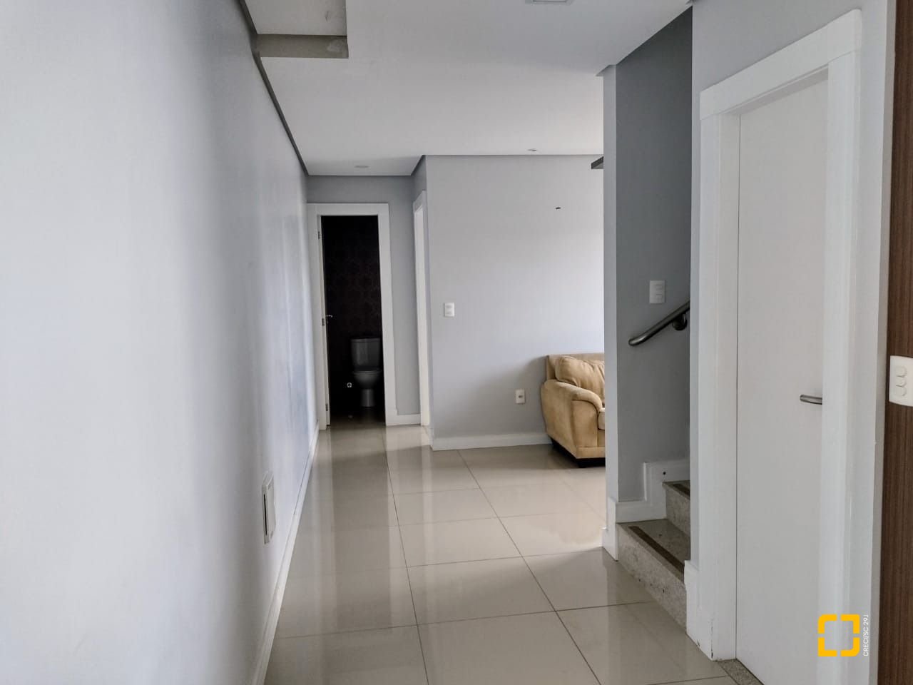 Cobertura com 129m², 6 quartos (sendo 3 suítes), 2 garagens, no bairro Estreito em Florianópolis