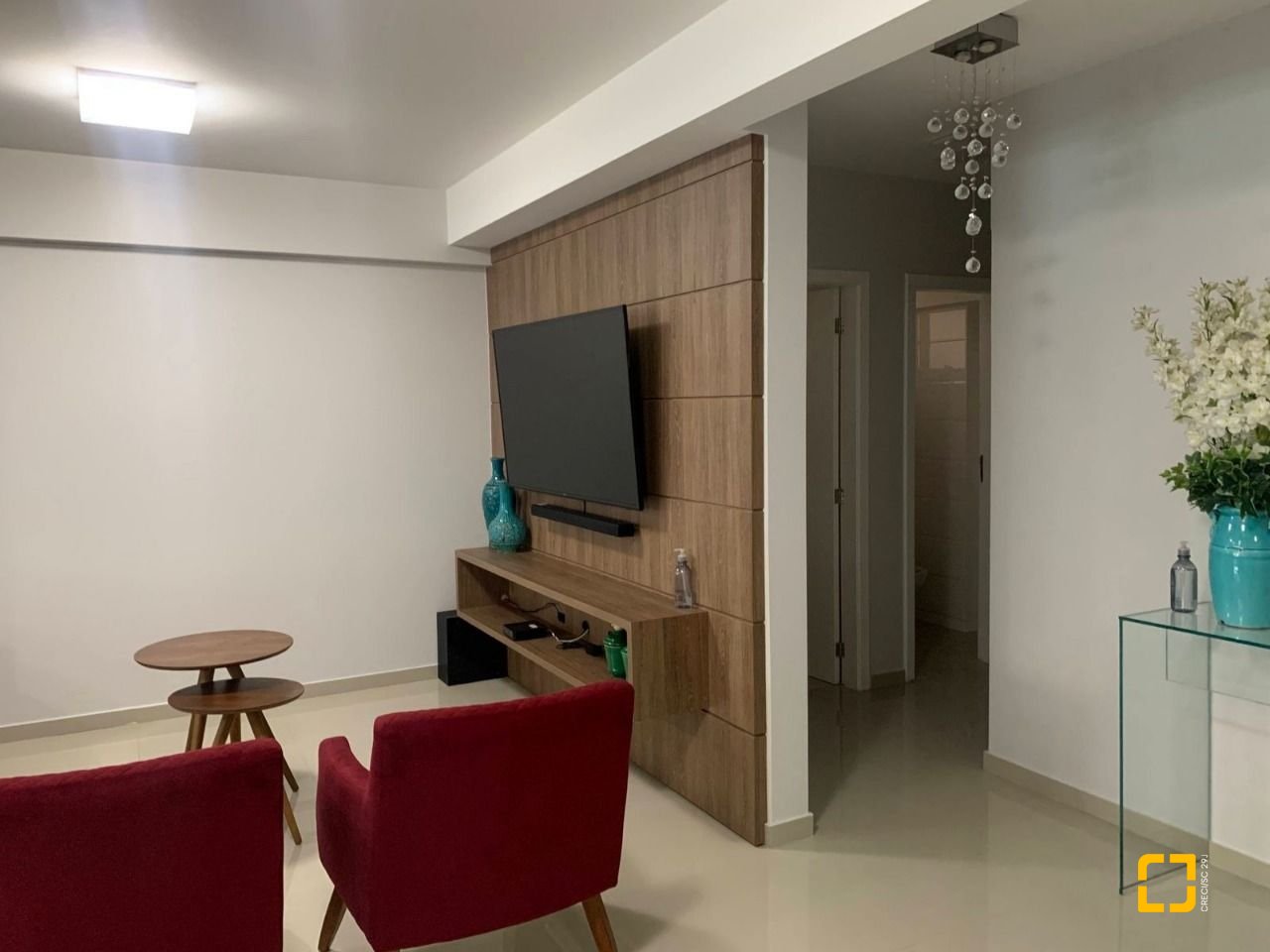 Cobertura com 129m², 6 quartos (sendo 3 suítes), 2 garagens, no bairro Estreito em Florianópolis