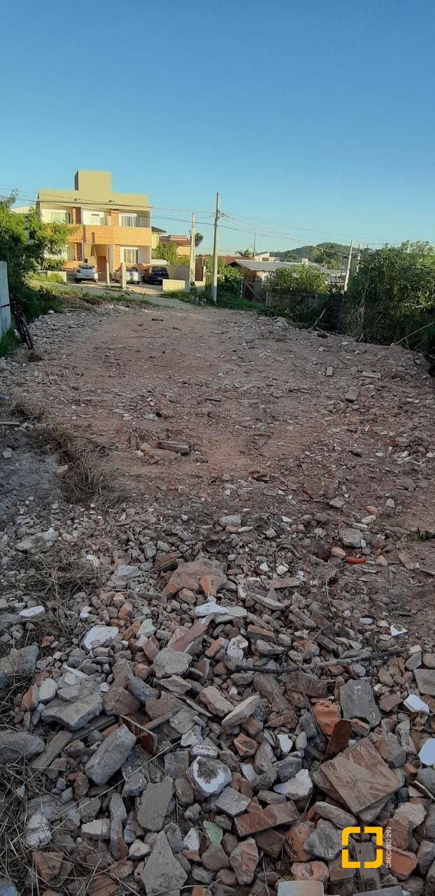 Terreno com 338m², no bairro Ribeirão da Ilha em Florianópolis