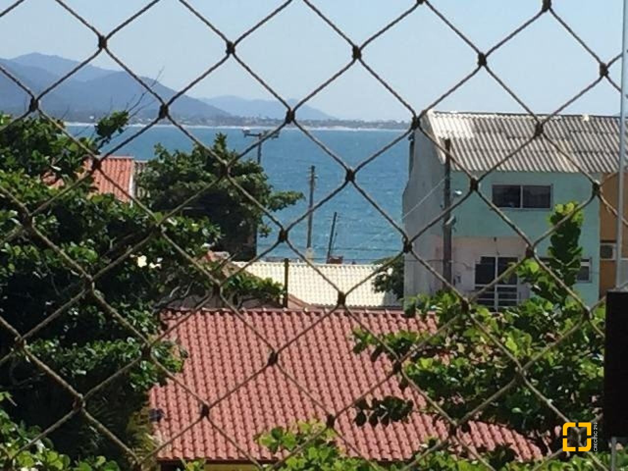 Casa com 218m², 6 quartos (sendo 1 suíte), 2 garagens, no bairro Armação do Pantano do Sul em Florianópolis