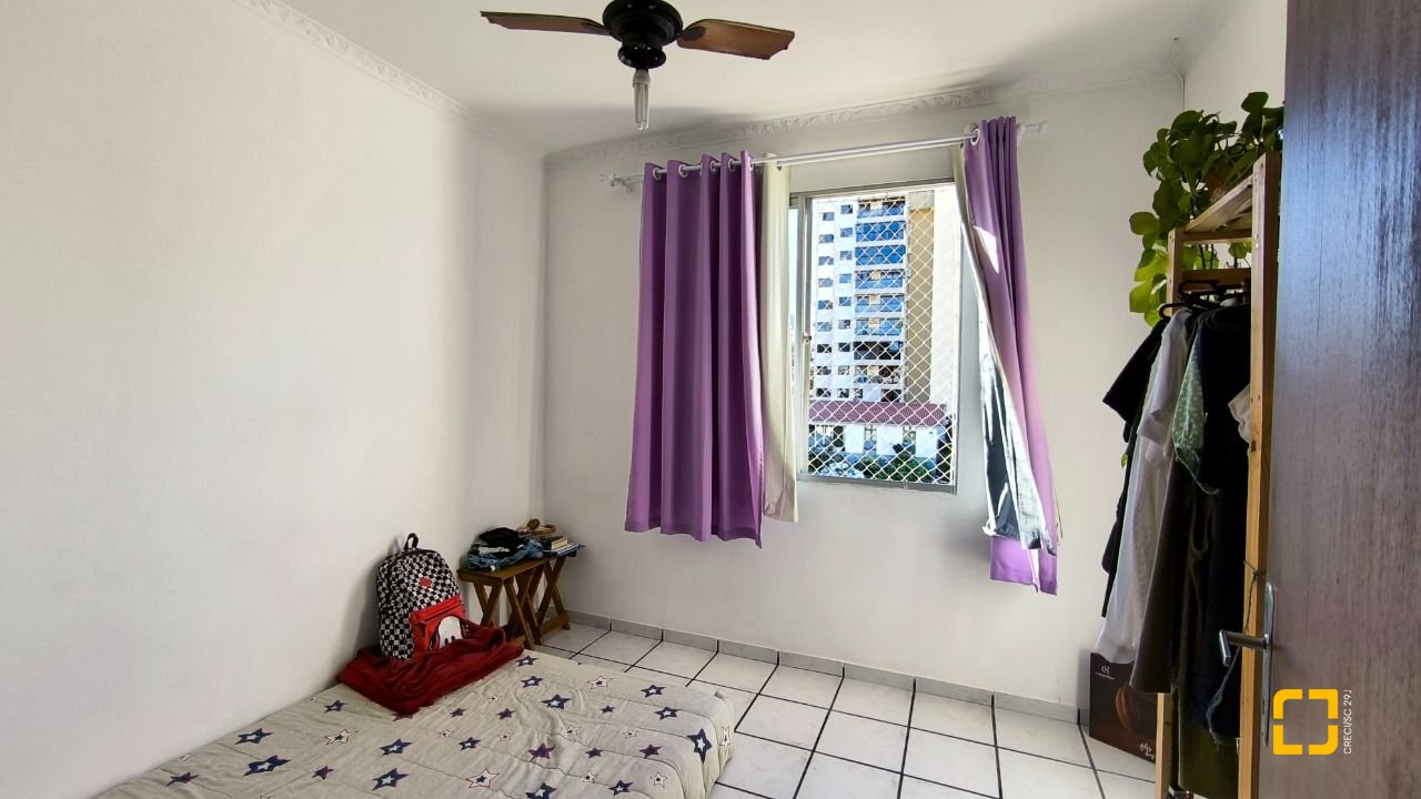 Apartamento com 78m², 4 quartos (sendo 1 suíte), 1 garagem, no bairro Estreito em Florianópolis