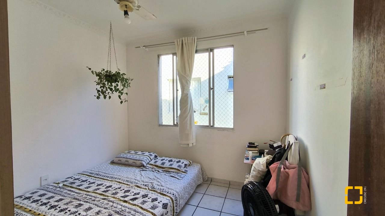 Apartamento com 78m², 4 quartos (sendo 1 suíte), 1 garagem, no bairro Estreito em Florianópolis