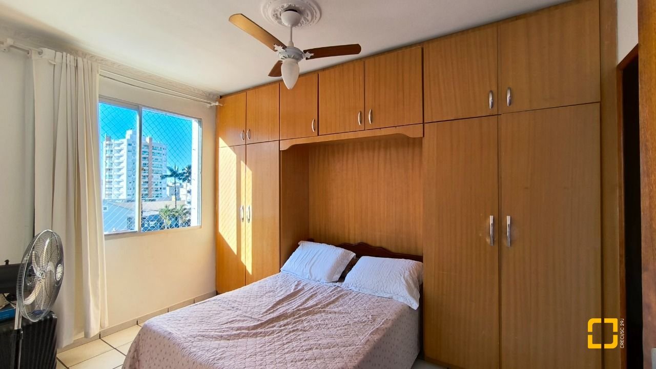 Apartamento com 78m², 4 quartos (sendo 1 suíte), 1 garagem, no bairro Estreito em Florianópolis