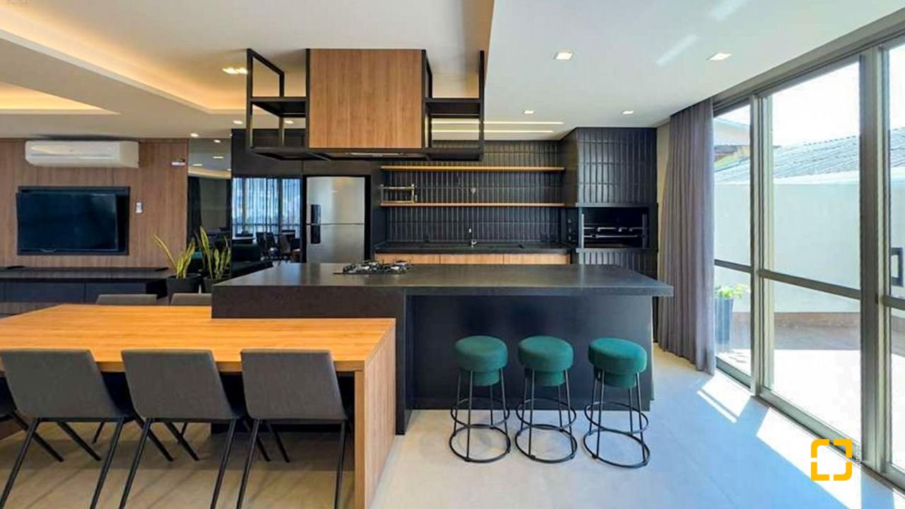 Apartamento com 74m², 4 quartos (sendo 1 suíte), 1 garagem, no bairro Carvoeira em Florianópolis