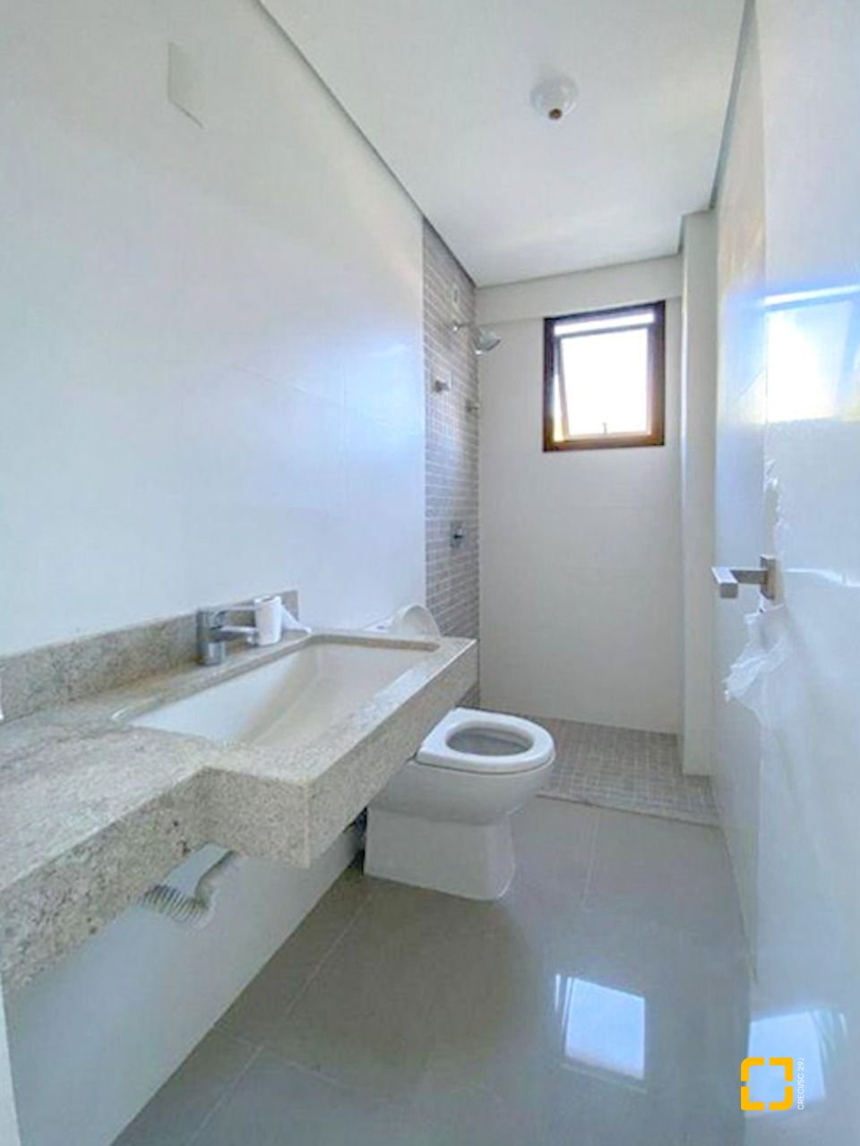 Apartamento com 143m², 3 quartos (sendo 1 suíte), 1 garagem, no bairro Trindade em Florianópolis
