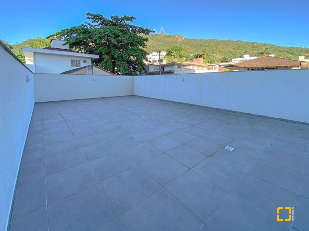 Apartamento com 143m², 3 quartos (sendo 1 suíte), 1 garagem, no bairro Trindade em Florianópolis