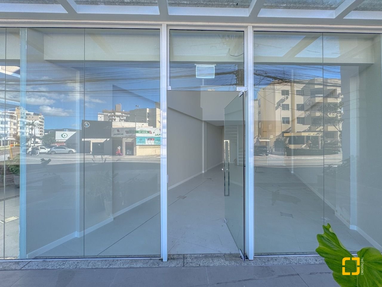 Loja com 79m², 2 garagens, no bairro Trindade em Florianópolis
