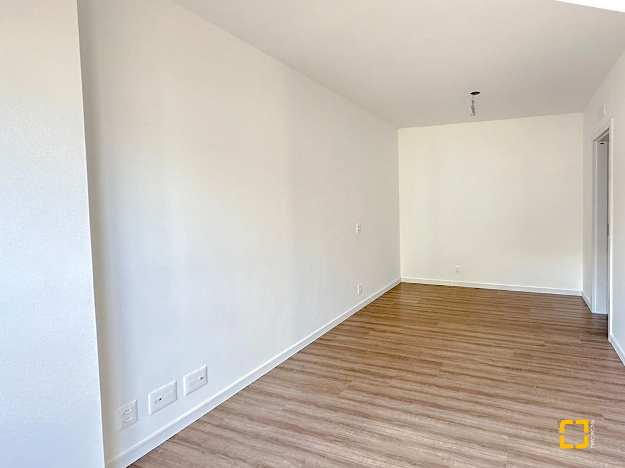 Apartamento com 111m², 3 quartos (sendo 1 suíte), 2 garagens, no bairro Estreito em Florianópolis
