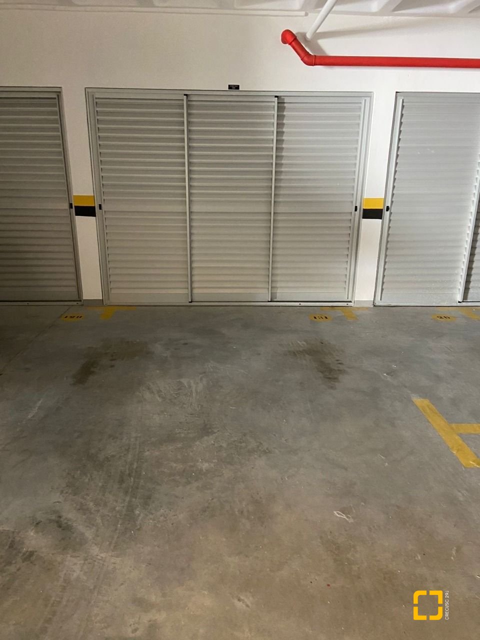 Apartamento com 111m², 3 quartos (sendo 1 suíte), 2 garagens, no bairro Estreito em Florianópolis
