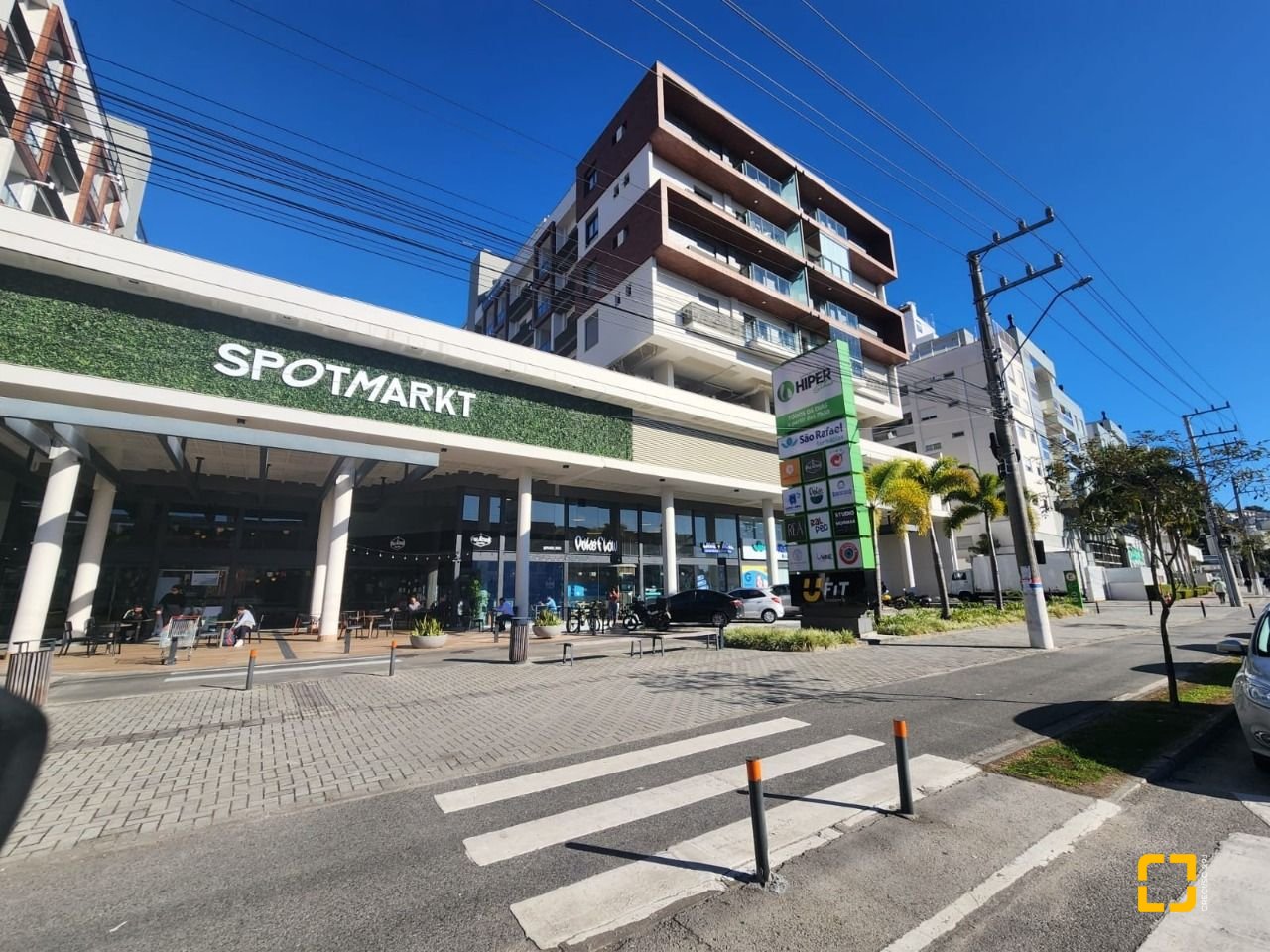 Apartamento com 67m², 3 quartos (sendo 1 suíte), 1 garagem, no bairro Córrego Grande em Florianópolis