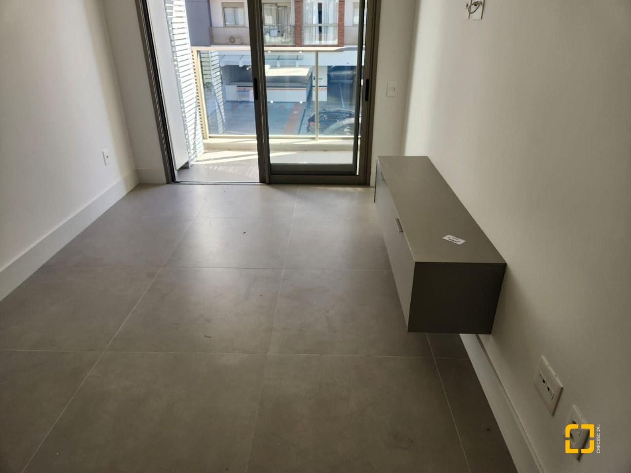 Apartamento com 67m², 3 quartos (sendo 1 suíte), 1 garagem, no bairro Córrego Grande em Florianópolis
