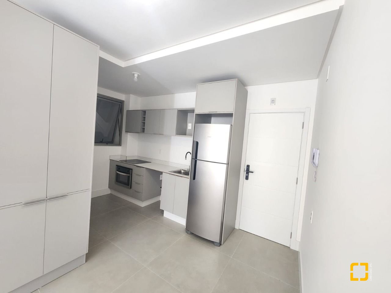 Apartamento com 67m², 3 quartos (sendo 1 suíte), 1 garagem, no bairro Córrego Grande em Florianópolis