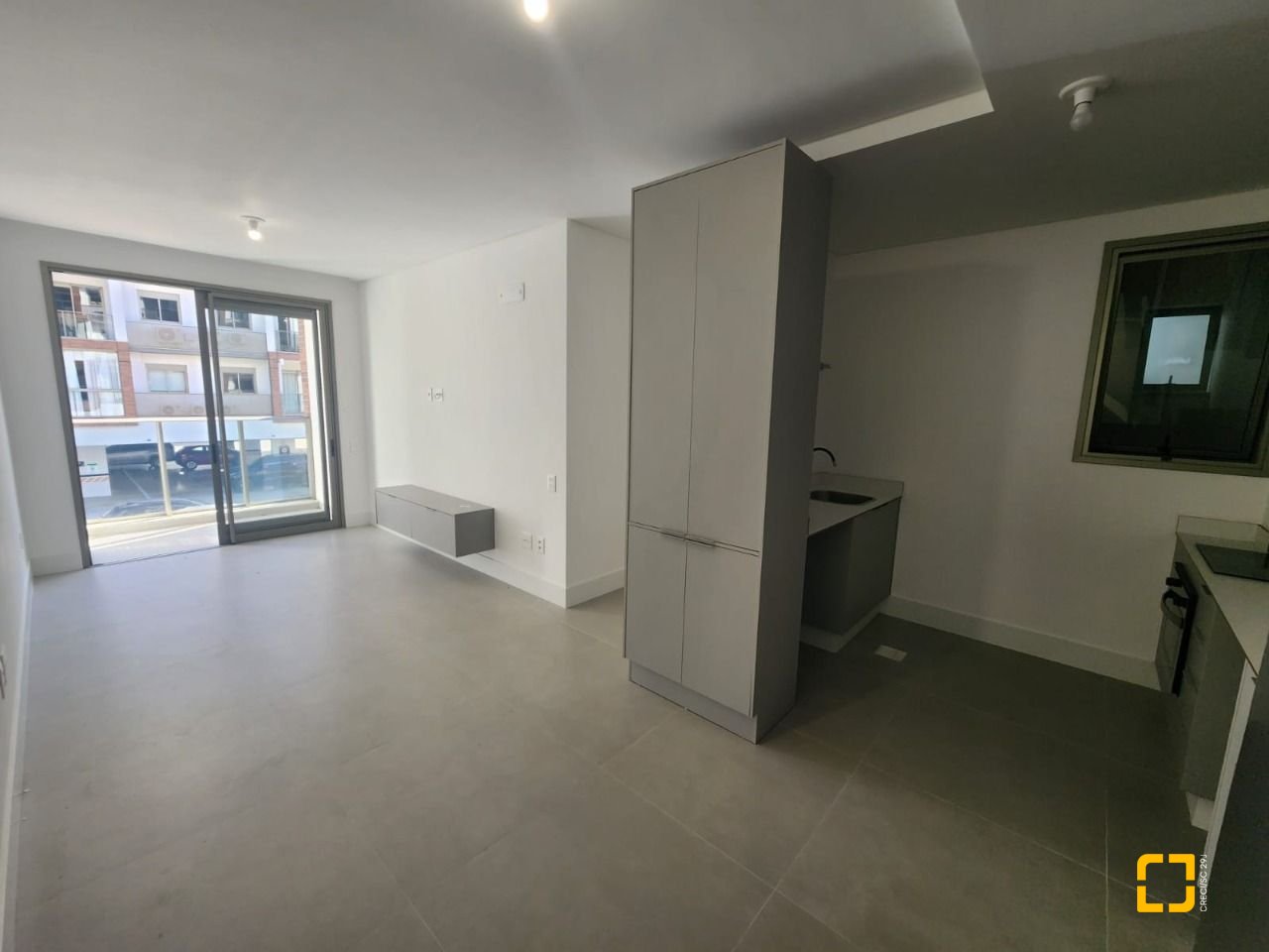 Apartamento com 67m², 3 quartos (sendo 1 suíte), 1 garagem, no bairro Córrego Grande em Florianópolis