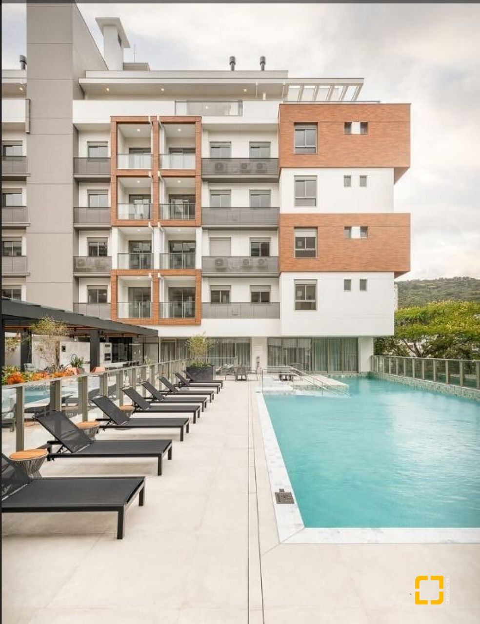 Apartamento com 67m², 3 quartos (sendo 1 suíte), 1 garagem, no bairro Córrego Grande em Florianópolis