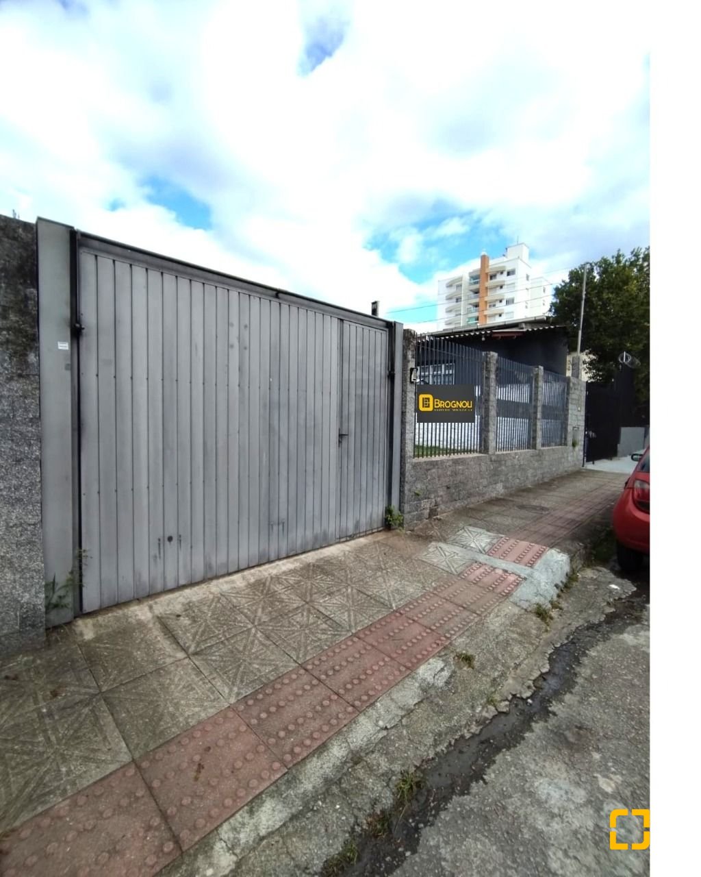 Casa com 165m², 3 quartos, 5 garagens, no bairro Canto em Florianópolis