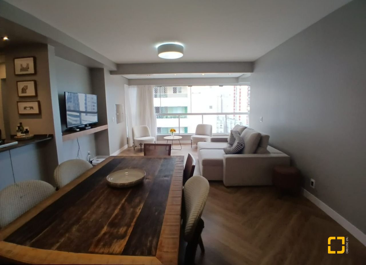 Apartamento com 113m², 4 quartos (sendo 1 suíte), 1 garagem, no bairro Kobrasol em São José