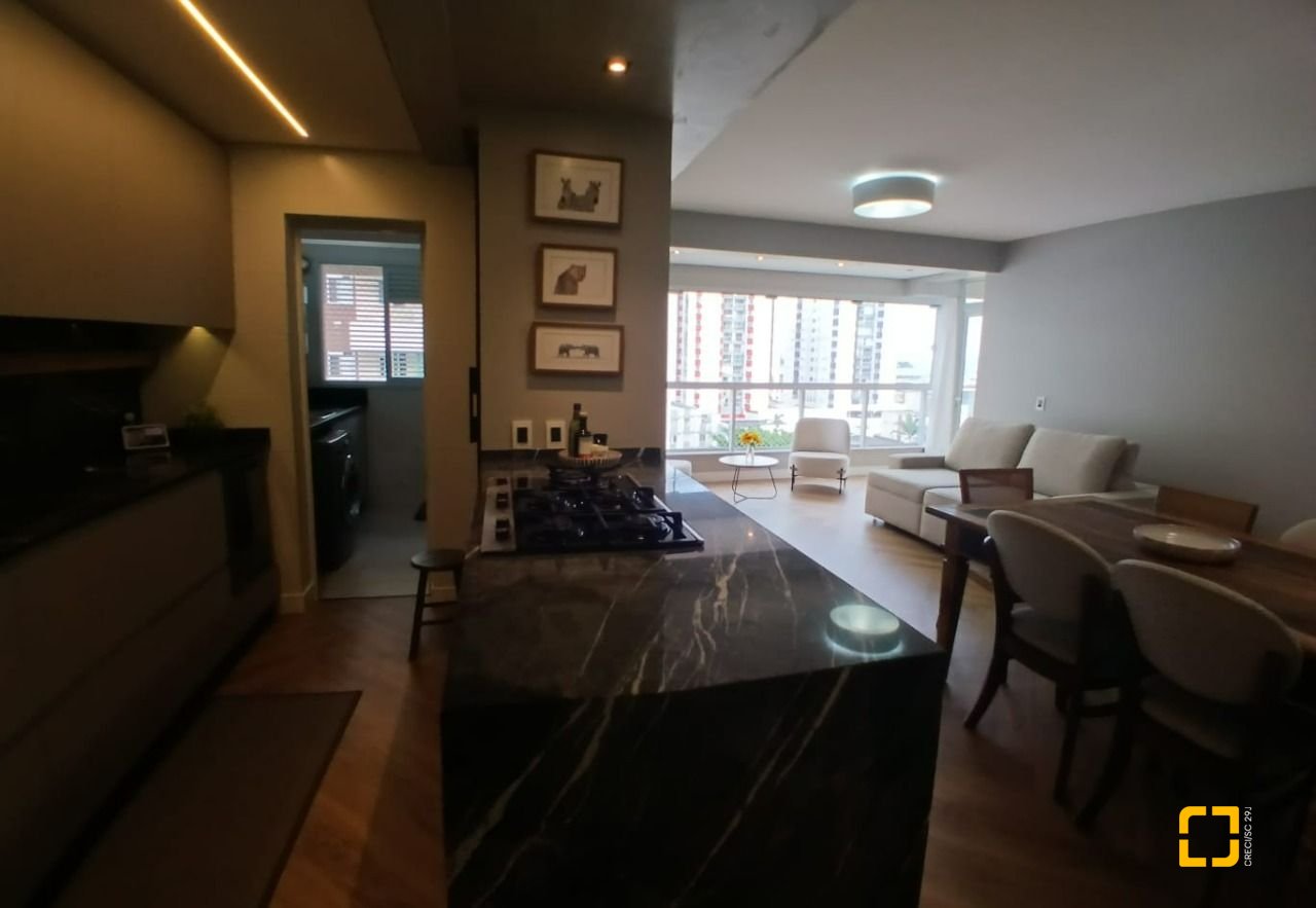 Apartamento com 113m², 4 quartos (sendo 1 suíte), 1 garagem, no bairro Kobrasol em São José