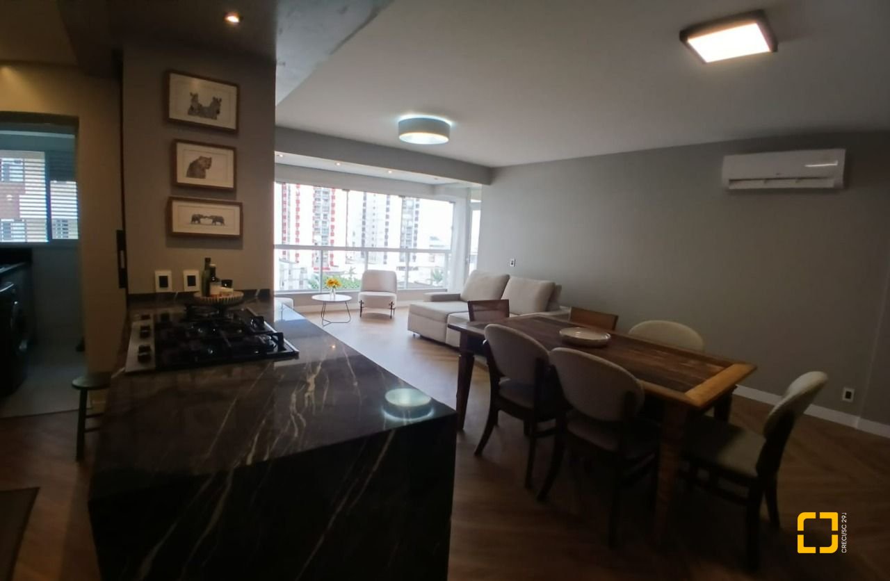 Apartamento com 113m², 4 quartos (sendo 1 suíte), 1 garagem, no bairro Kobrasol em São José