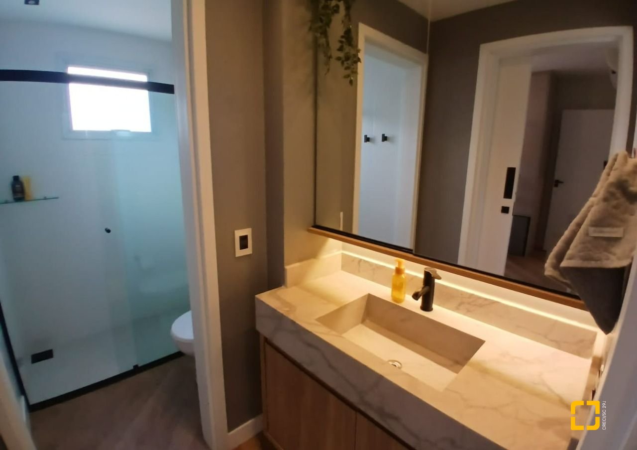 Apartamento com 113m², 4 quartos (sendo 1 suíte), 1 garagem, no bairro Kobrasol em São José