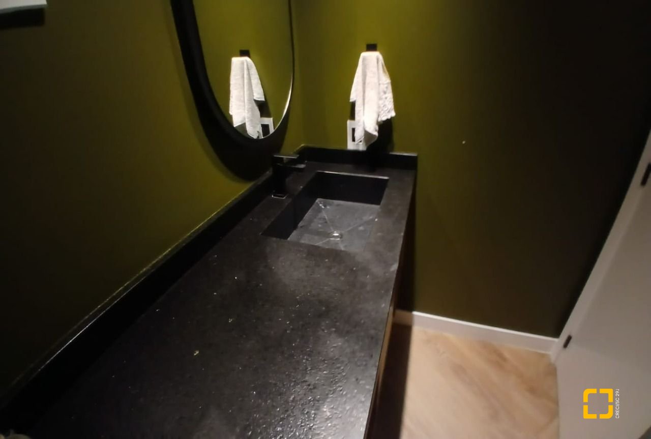 Apartamento com 113m², 4 quartos (sendo 1 suíte), 1 garagem, no bairro Kobrasol em São José
