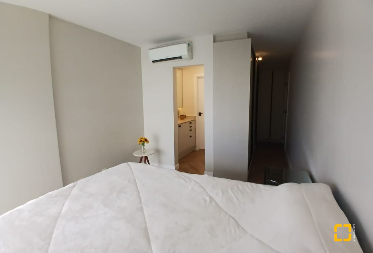 Apartamento com 113m², 4 quartos (sendo 1 suíte), 1 garagem, no bairro Kobrasol em São José