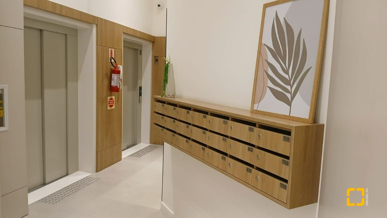 Apartamento com 113m², 4 quartos (sendo 1 suíte), 1 garagem, no bairro Kobrasol em São José