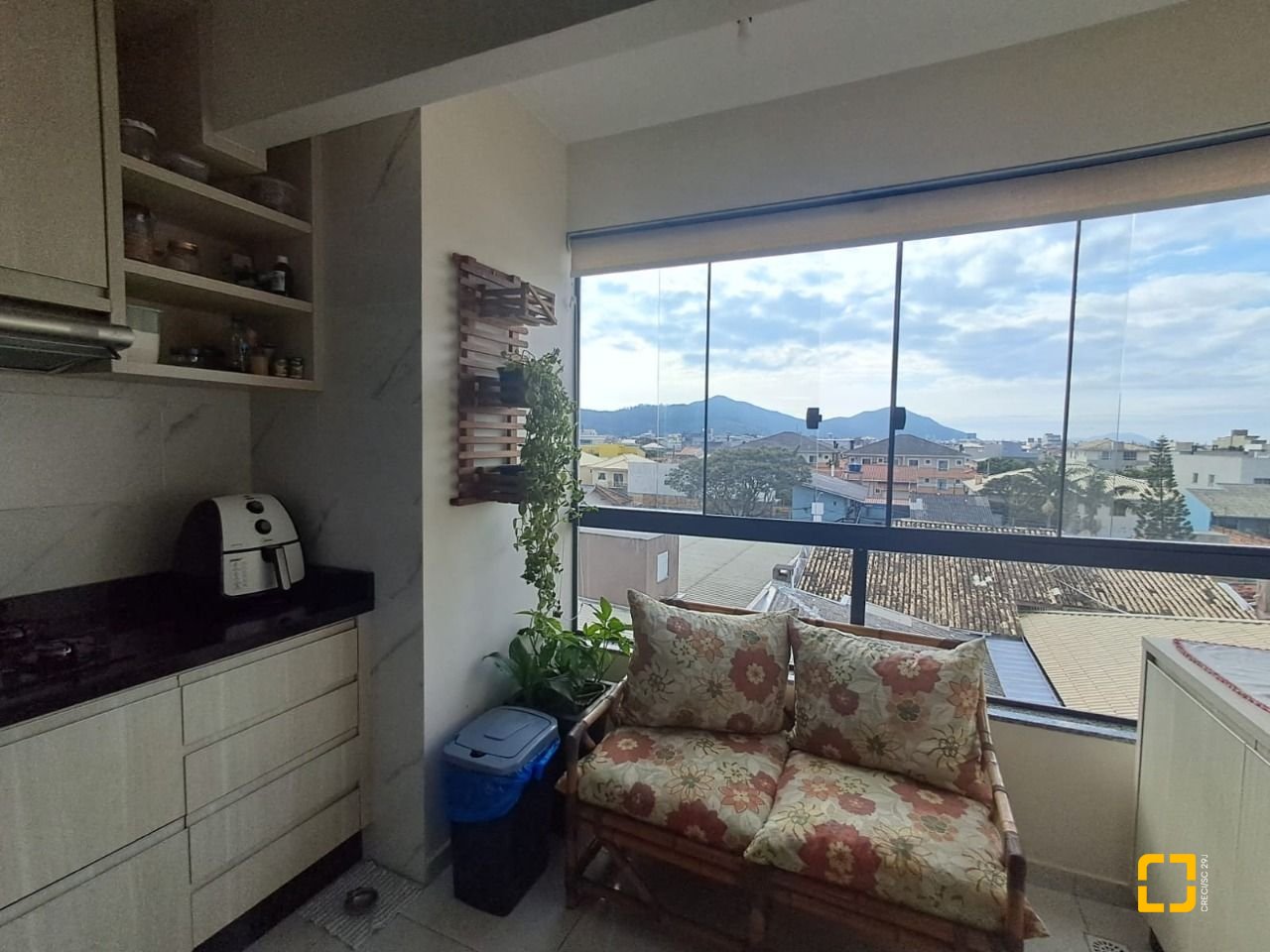 Cobertura com 101m², 4 quartos (sendo 1 suíte), 2 garagens, no bairro Ingleses em Florianópolis