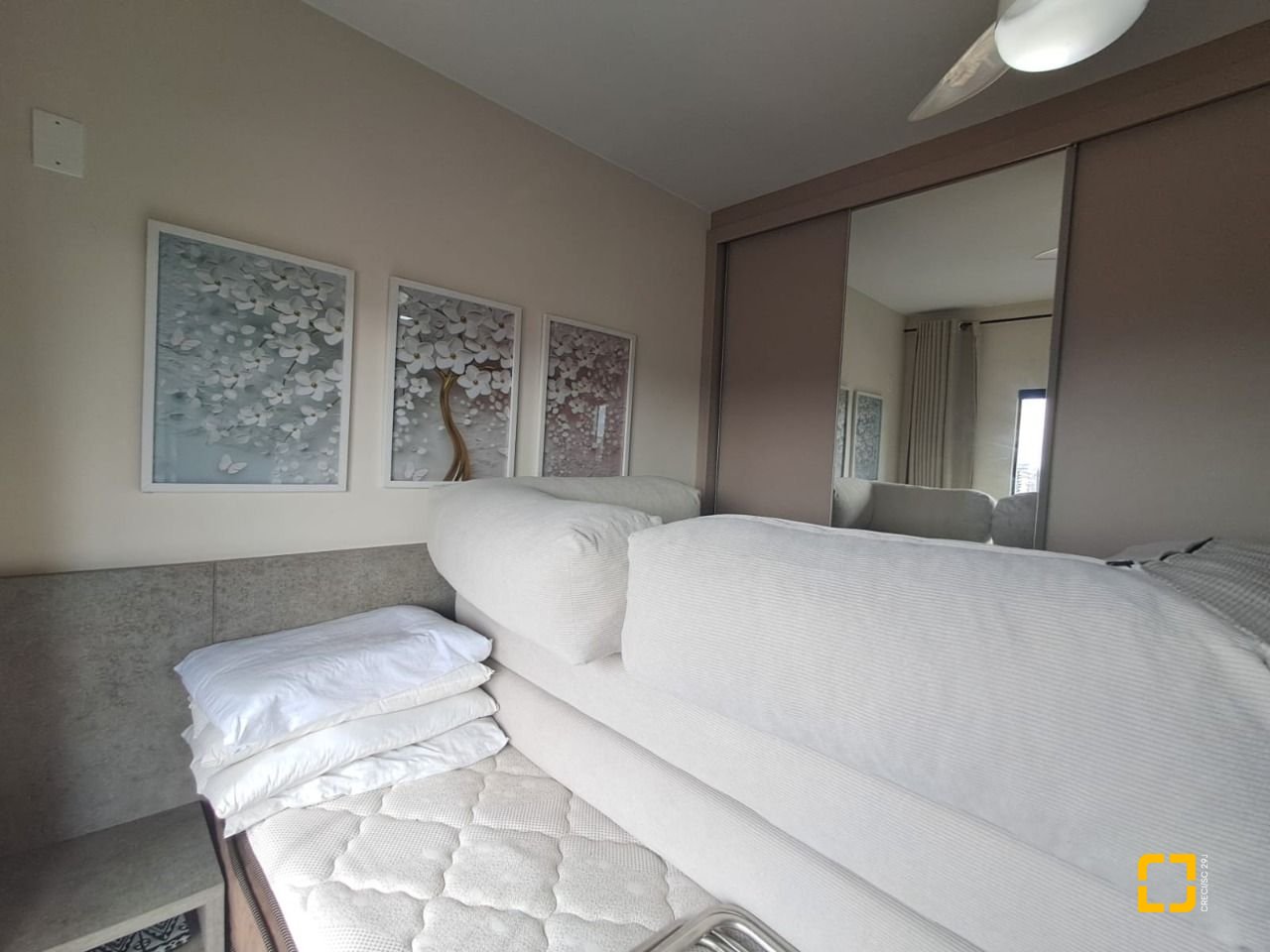 Cobertura com 101m², 4 quartos (sendo 1 suíte), 2 garagens, no bairro Ingleses em Florianópolis
