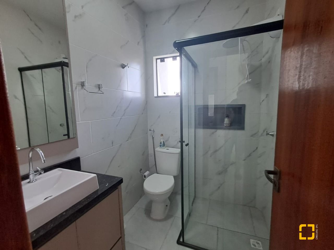 Cobertura com 101m², 4 quartos (sendo 1 suíte), 2 garagens, no bairro Ingleses em Florianópolis