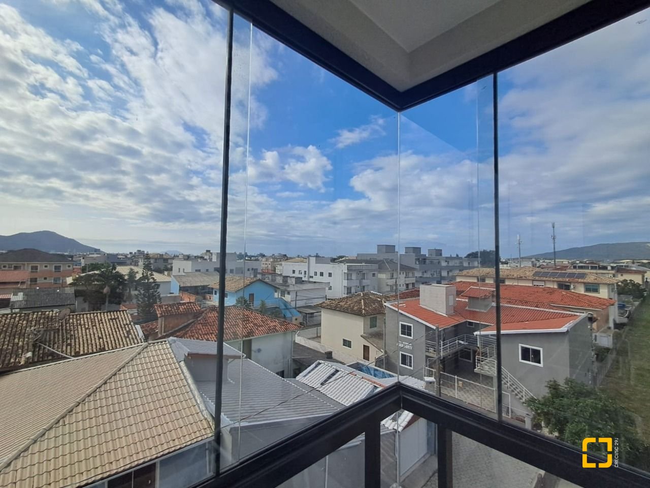 Cobertura com 101m², 4 quartos (sendo 1 suíte), 2 garagens, no bairro Ingleses em Florianópolis