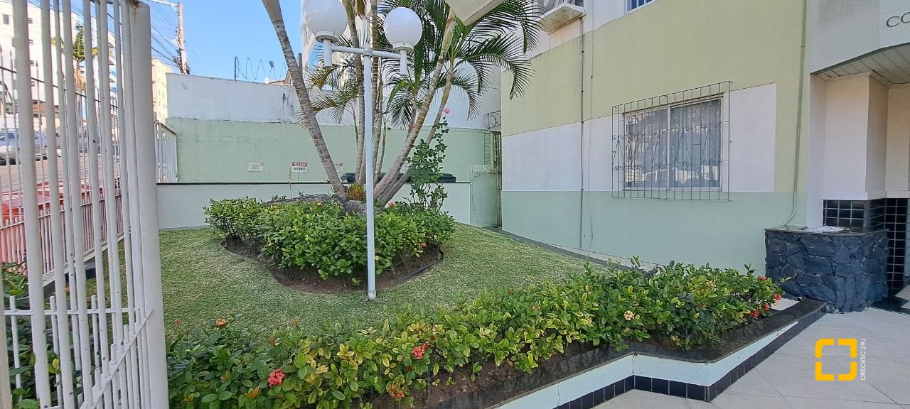Apartamento com 95m², 4 quartos (sendo 1 suíte), 1 garagem, no bairro Estreito em Florianópolis