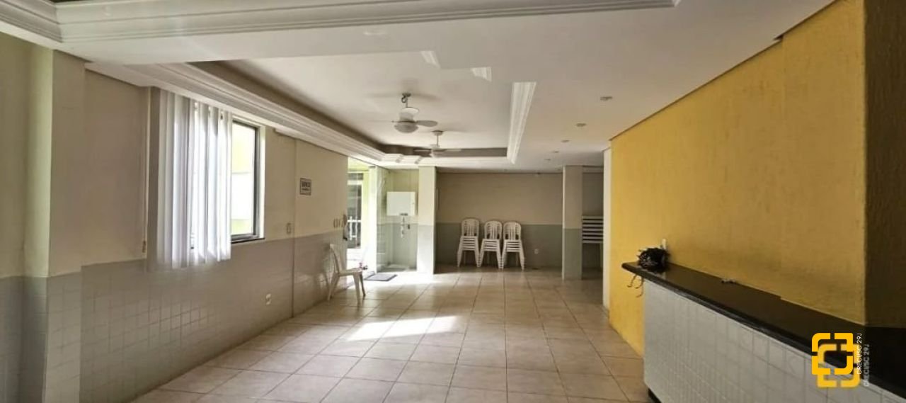 Apartamento com 95m², 4 quartos (sendo 1 suíte), 1 garagem, no bairro Estreito em Florianópolis