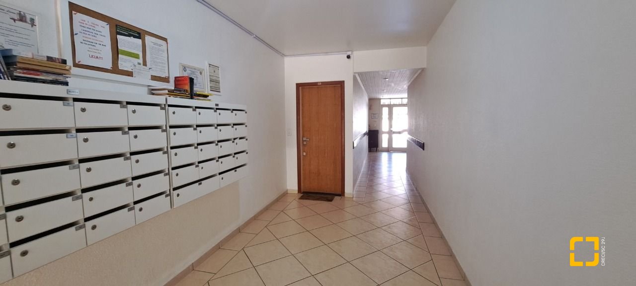 Apartamento com 95m², 4 quartos (sendo 1 suíte), 1 garagem, no bairro Estreito em Florianópolis