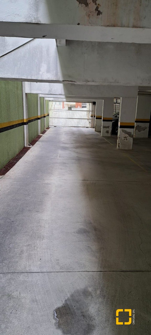 Apartamento com 95m², 4 quartos (sendo 1 suíte), 1 garagem, no bairro Estreito em Florianópolis