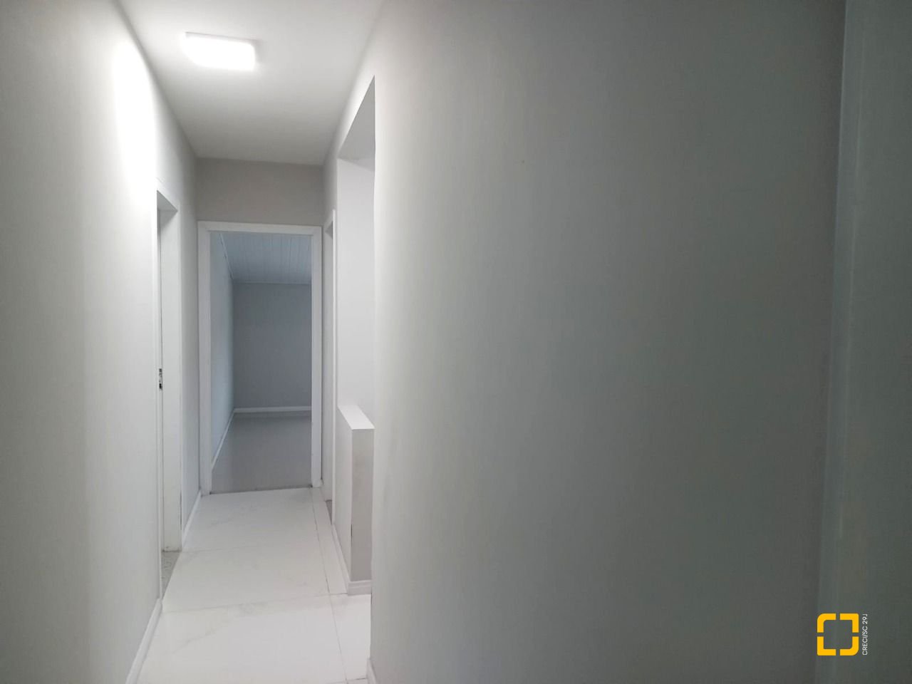 Casa com 147m², 4 quartos (sendo 1 suíte), 4 garagens, no bairro São Sebastião em Palhoça