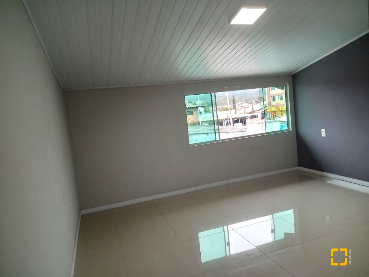 Casa com 147m², 4 quartos (sendo 1 suíte), 4 garagens, no bairro São Sebastião em Palhoça