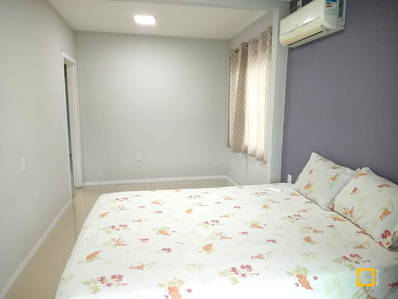 Casa com 147m², 4 quartos (sendo 1 suíte), 4 garagens, no bairro São Sebastião em Palhoça
