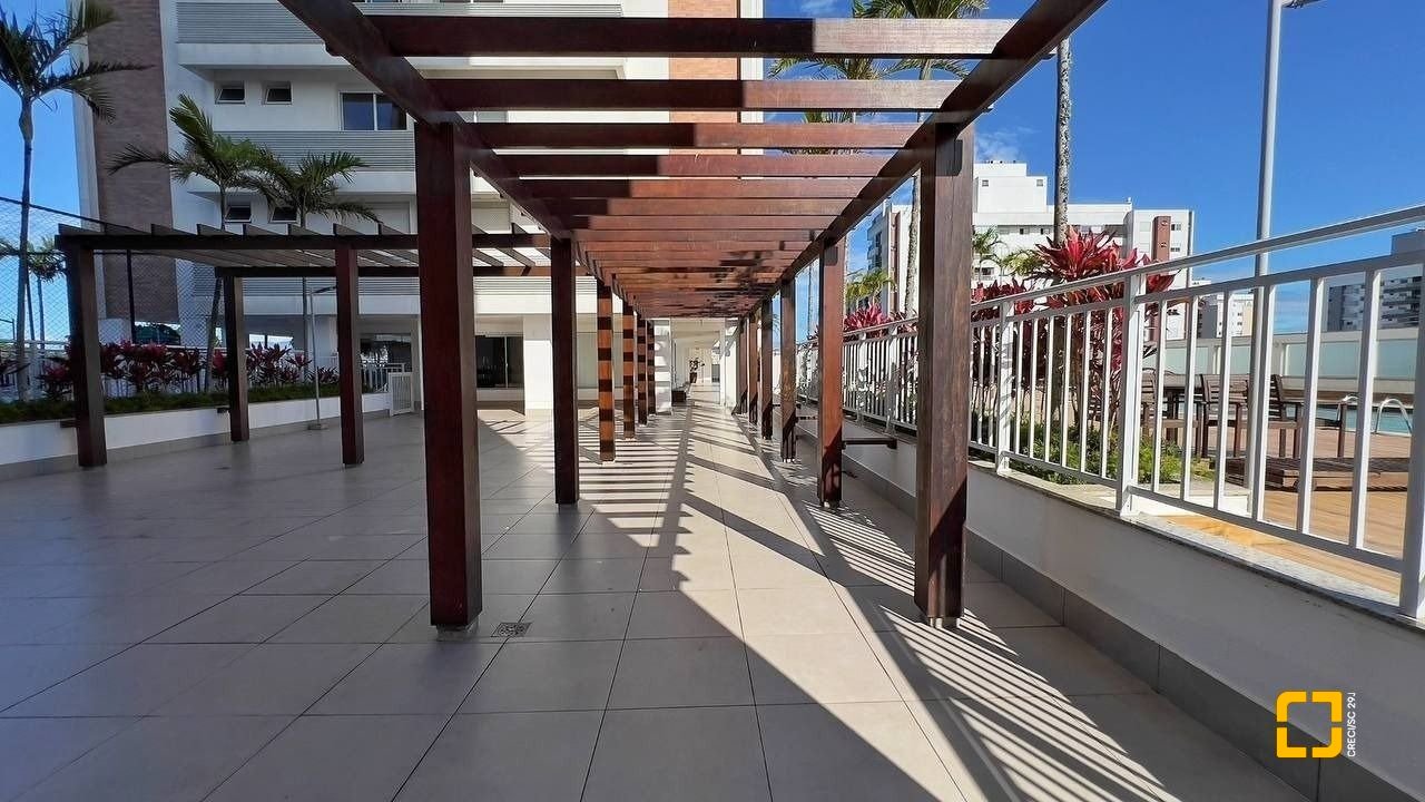 Apartamento com 98m², 4 quartos (sendo 1 suíte), 2 garagens, no bairro Jardim Atlântico em Florianópolis