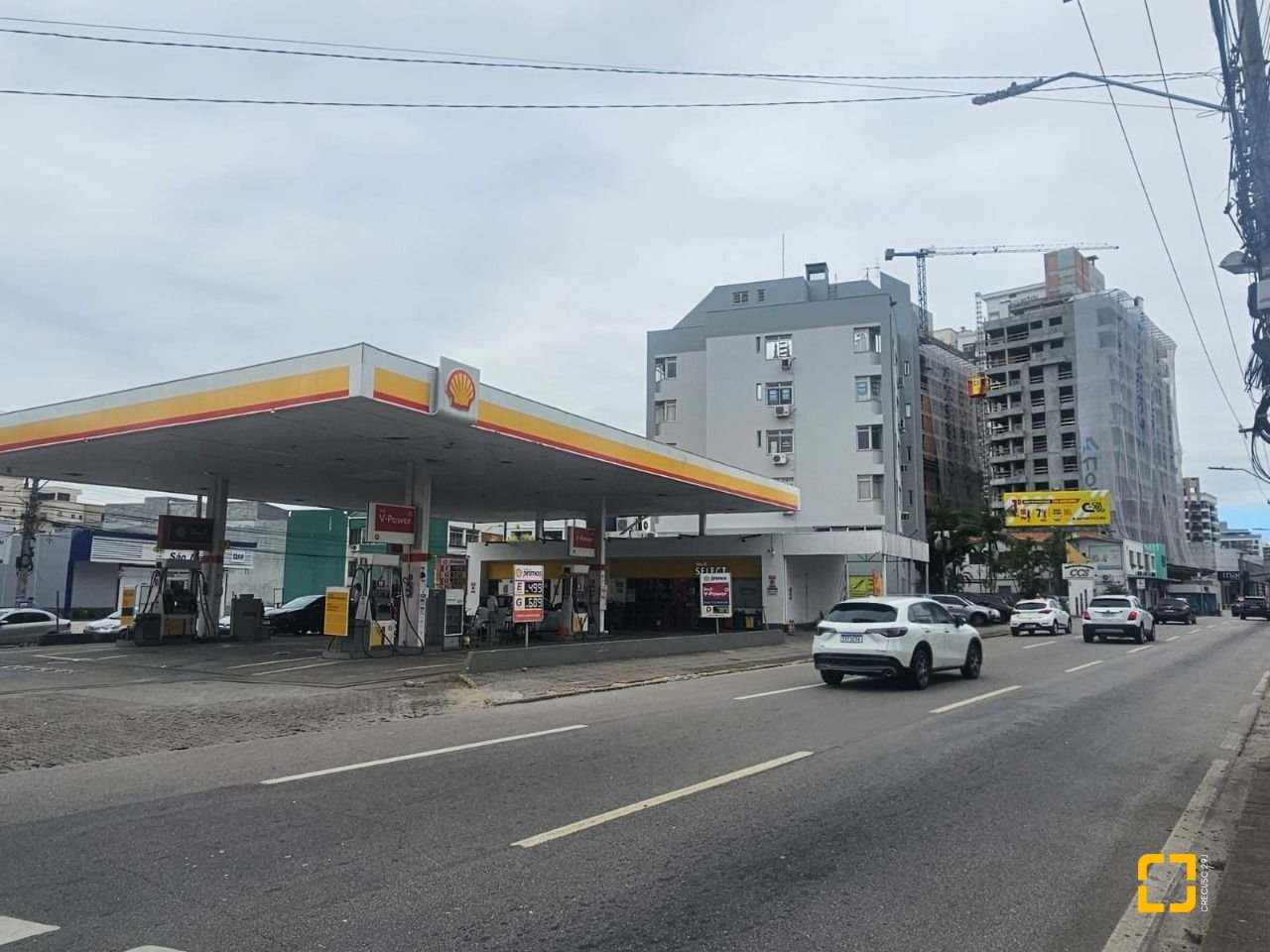 Sala com 40m², 1 garagem, no bairro Estreito em Florianópolis