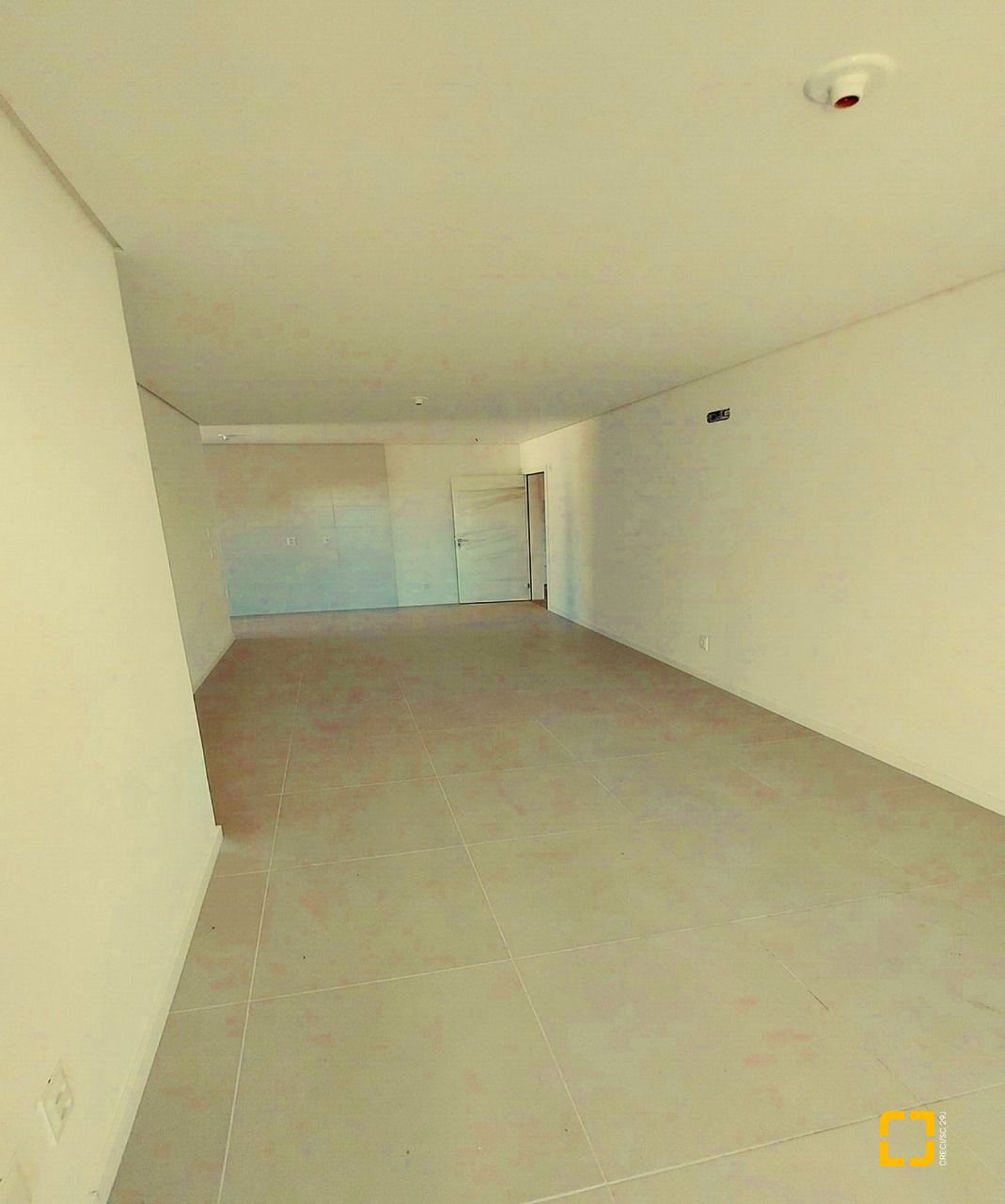Apartamento com 90m², 4 quartos (sendo 1 suíte), 2 garagens, no bairro Pagani em Palhoça
