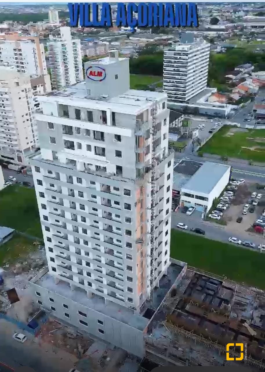Apartamento com 90m², 4 quartos (sendo 1 suíte), 2 garagens, no bairro Pagani em Palhoça